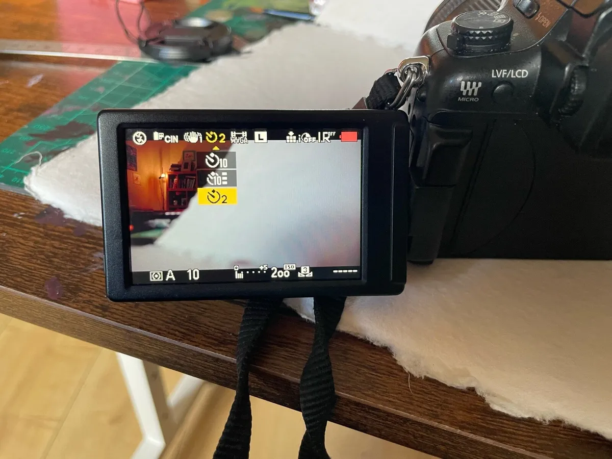 Panasonic Lumix GH2 Camera + Zoom Lens - Image 3