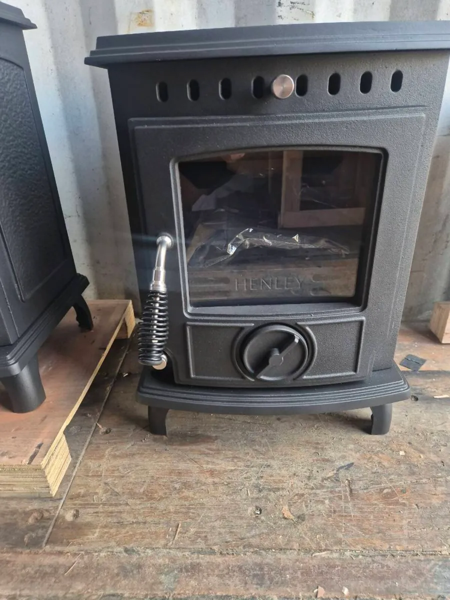Henley stove  last 2 available - Image 3