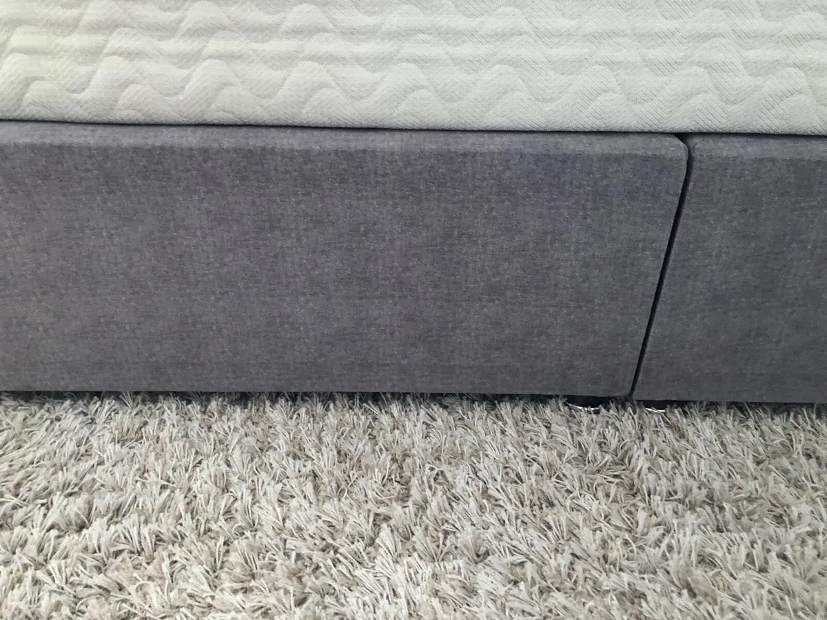 Small Double Bed in perfect condition - Image 4