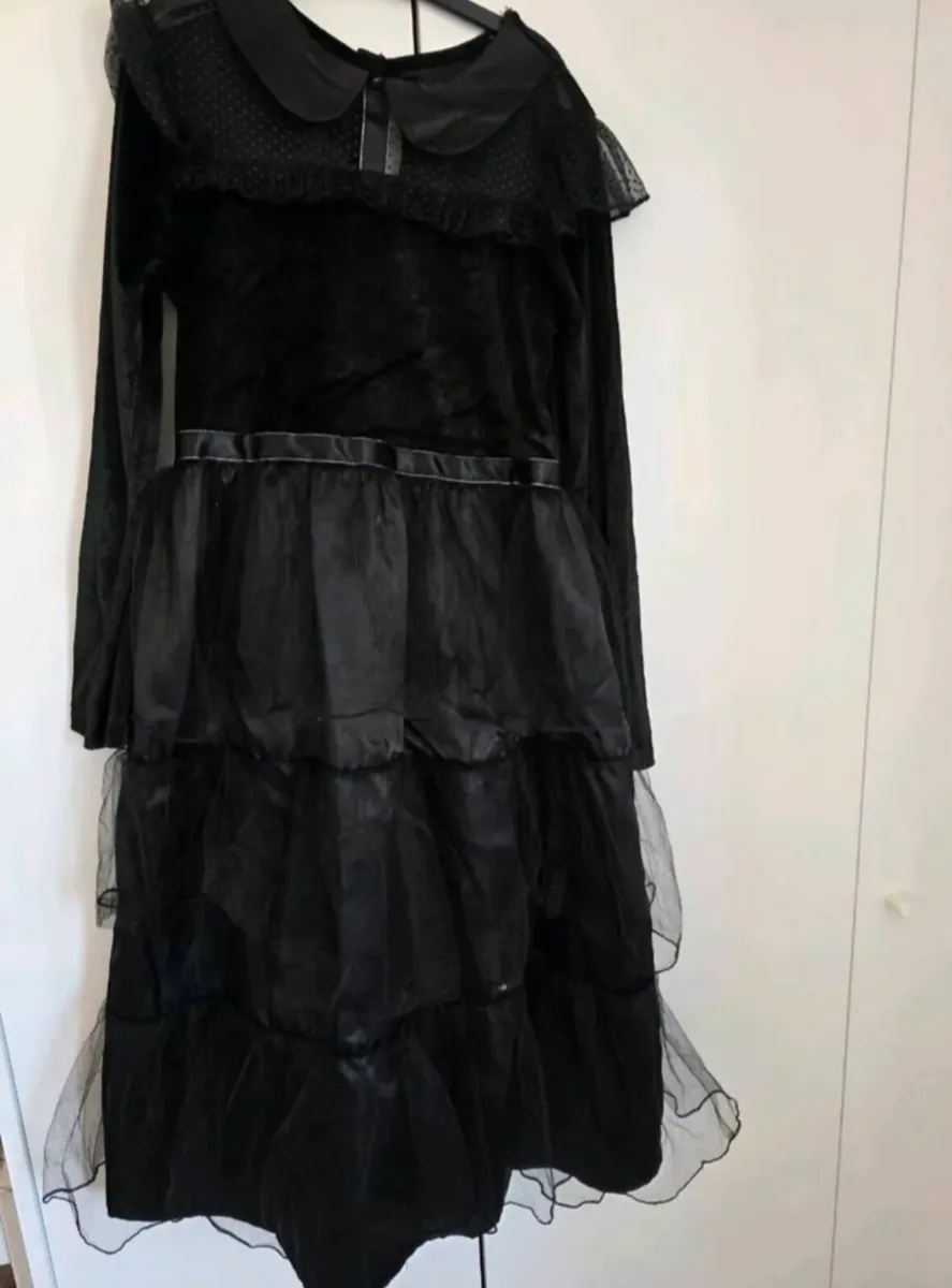 Wensday costume