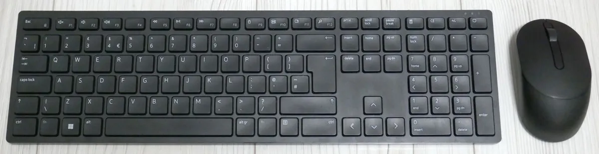 Wireless keyboard and mouse - Image 1