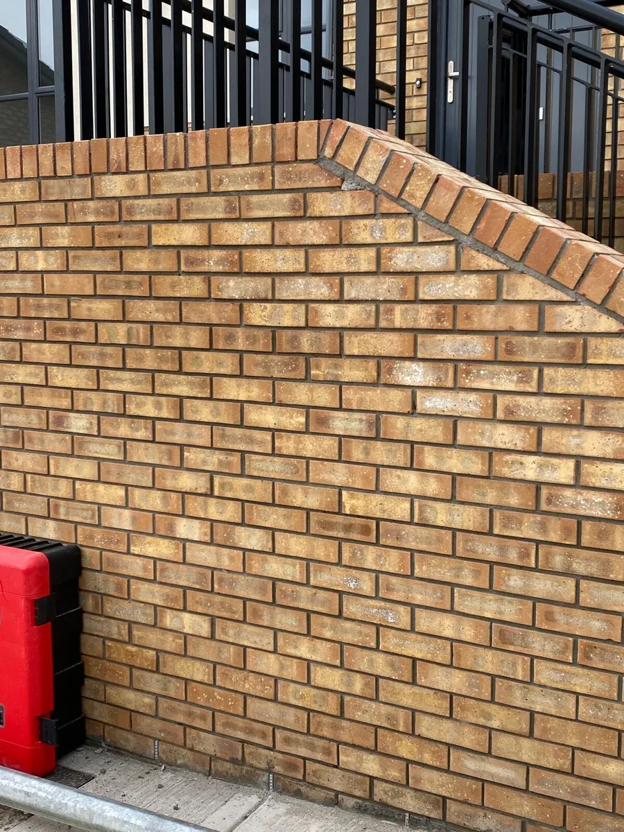 Clay brick ibstock - Image 3