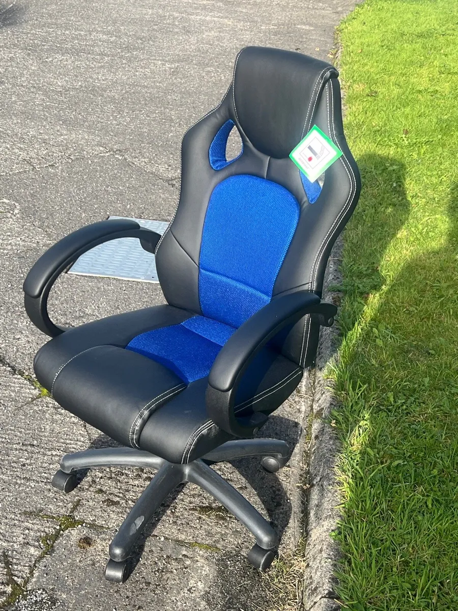 Racing Style Office chair for sale - Image 3