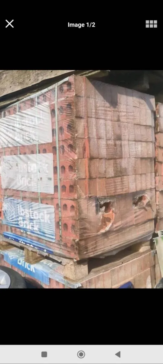 Clay bricks ibstock 475 bricks a pallet - Image 1
