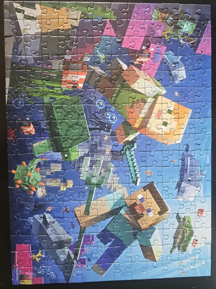 Minecraft Ravensburger Puzzles – 200 & 300 Pieces - Image 3