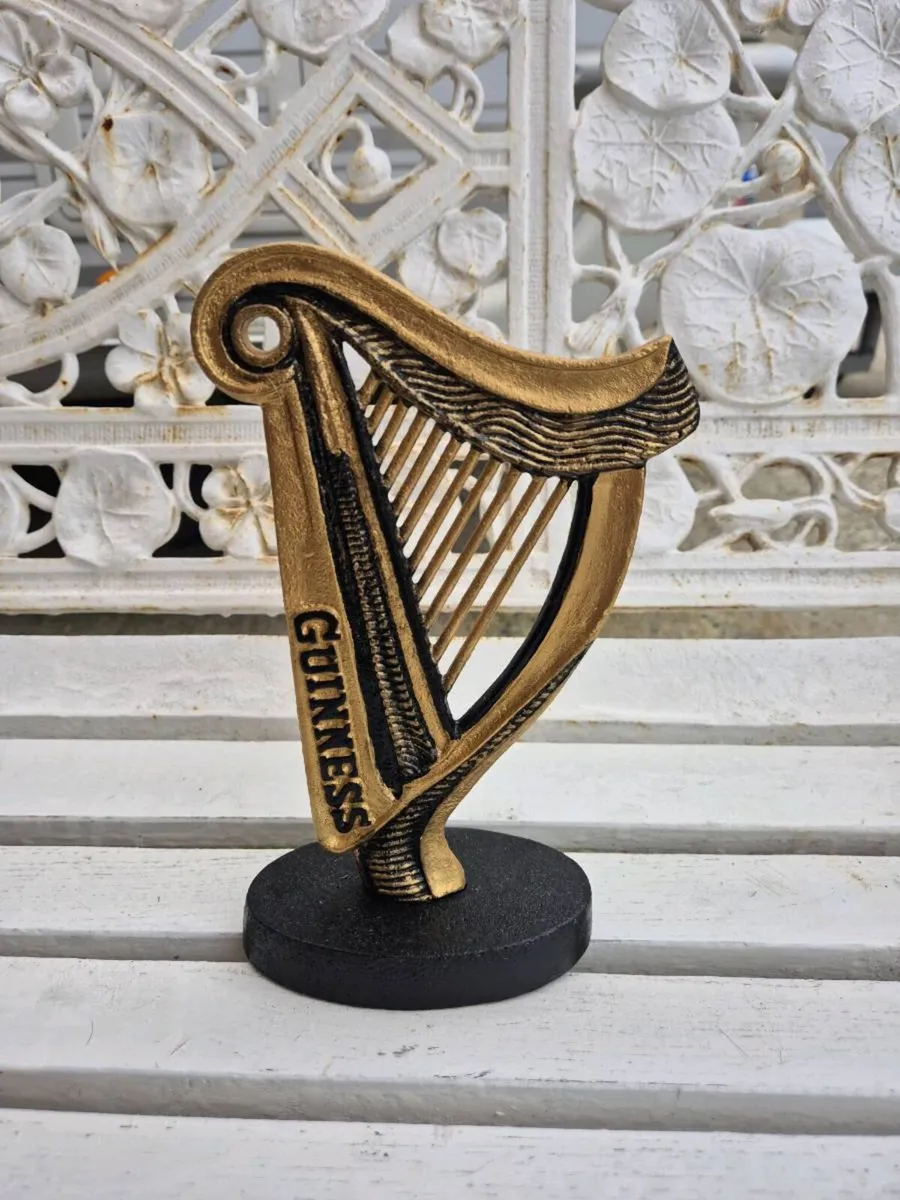harp ornament featuring a gold-painted - Image 1