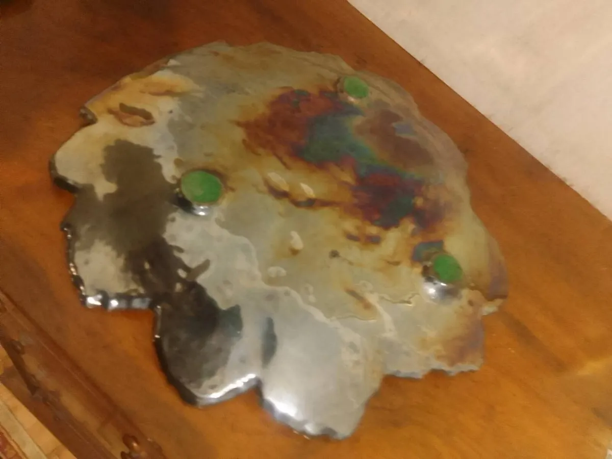 Art nouveau charger majolica leaf plates - Image 4