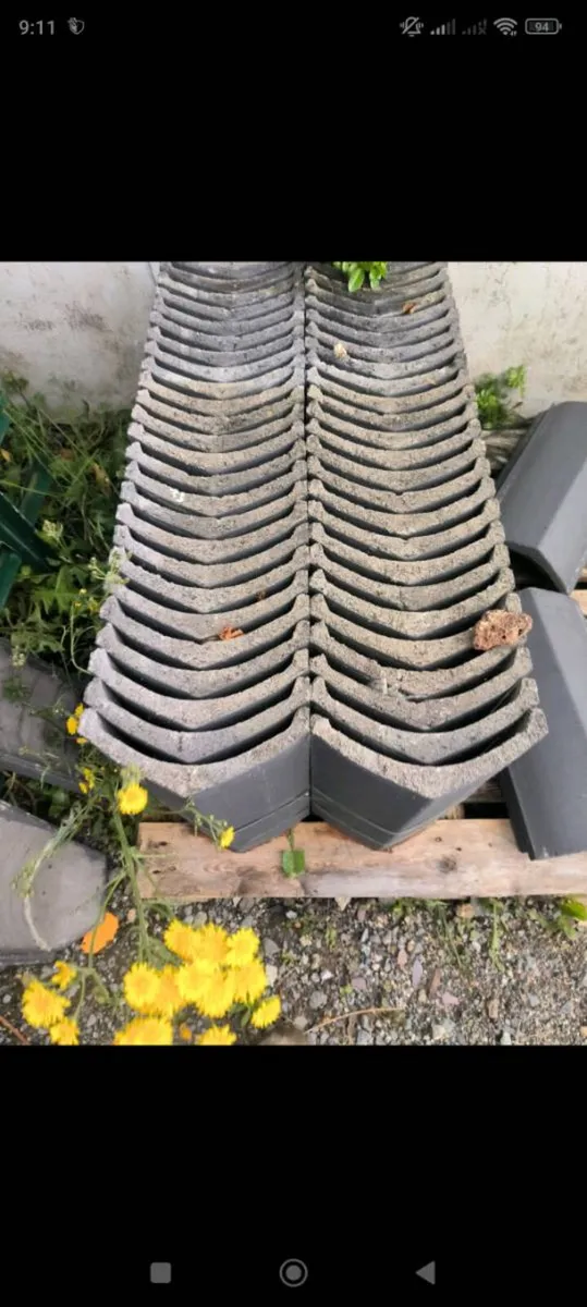 Concrete ridge tiles - Image 2