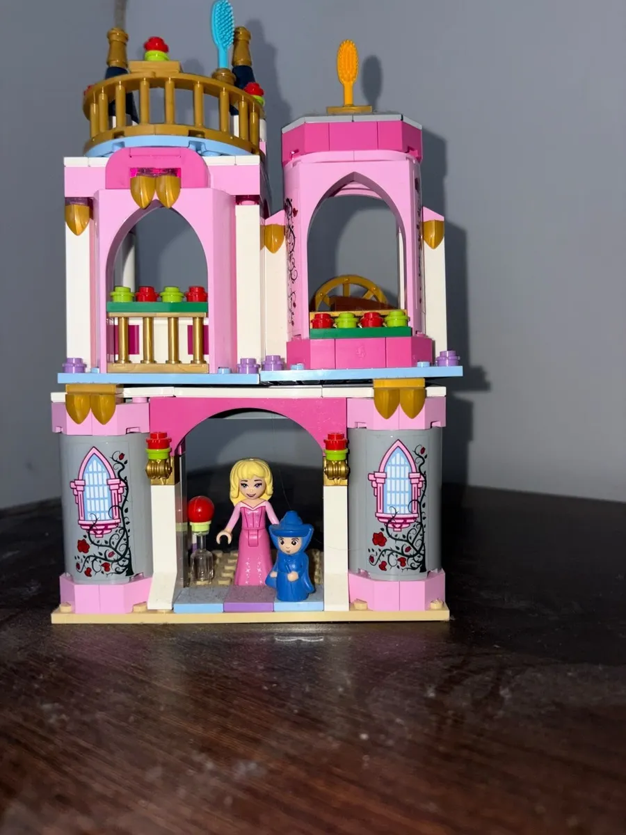 Lego friends sets - Image 2