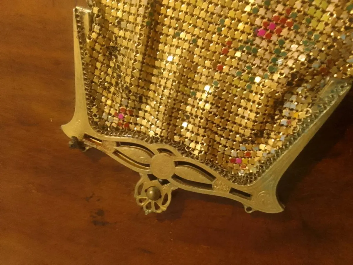 Antique art deco mesh purse - Image 3