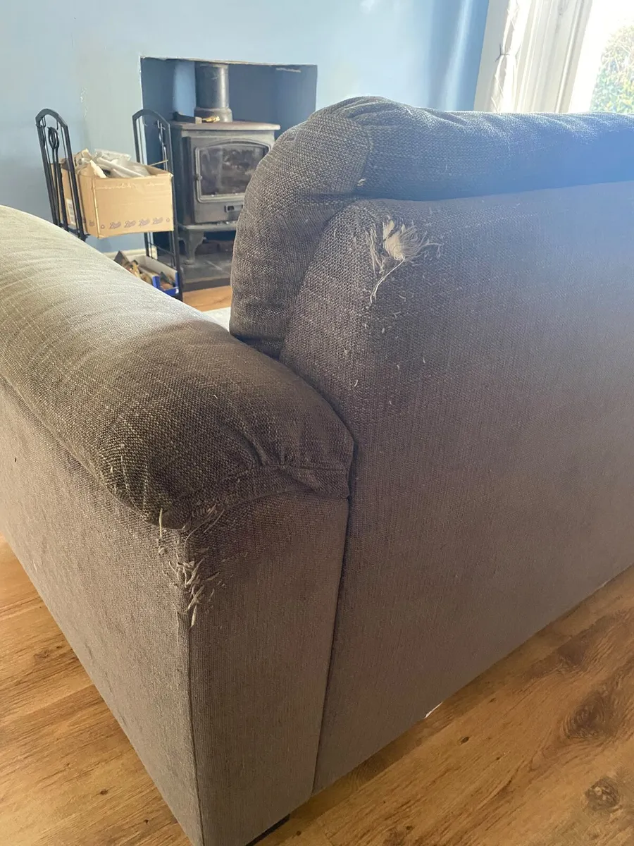 Couch - Image 3