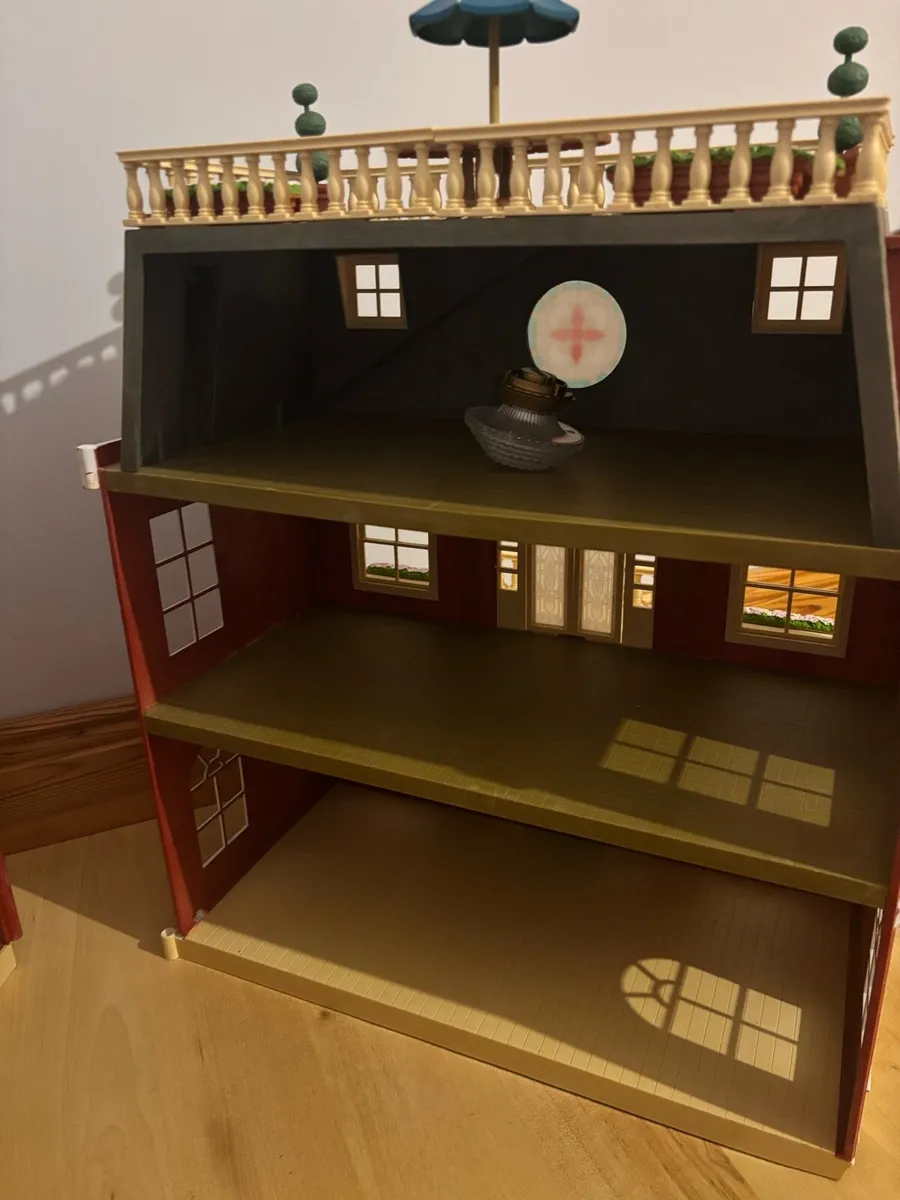 Sylvanian Families Hotel - Image 4
