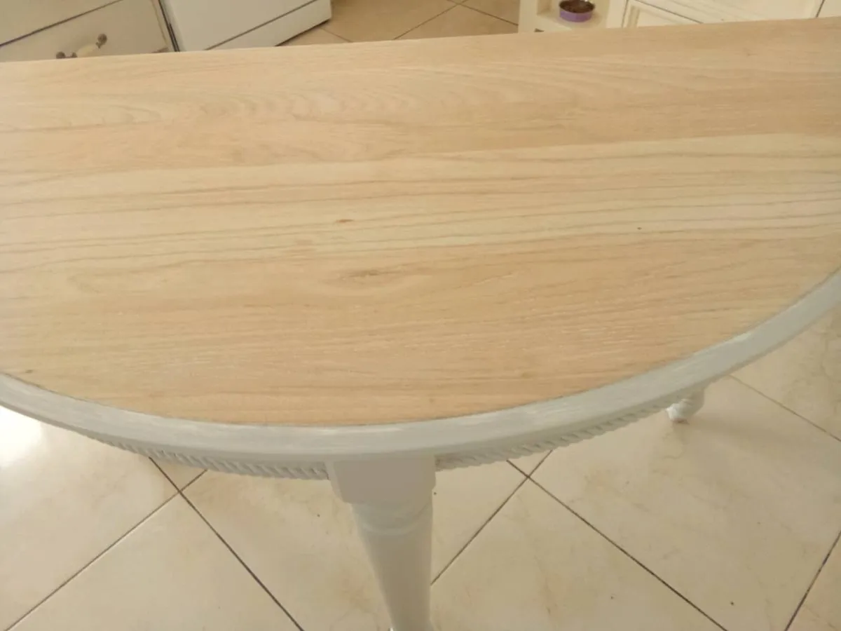 Console table - Image 3
