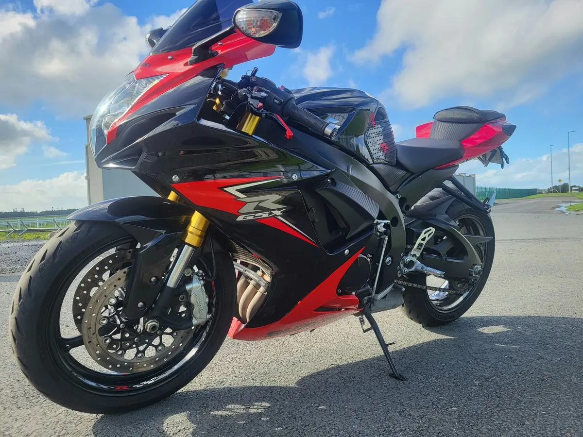 Suzuki GSX-R 750 - Image 1