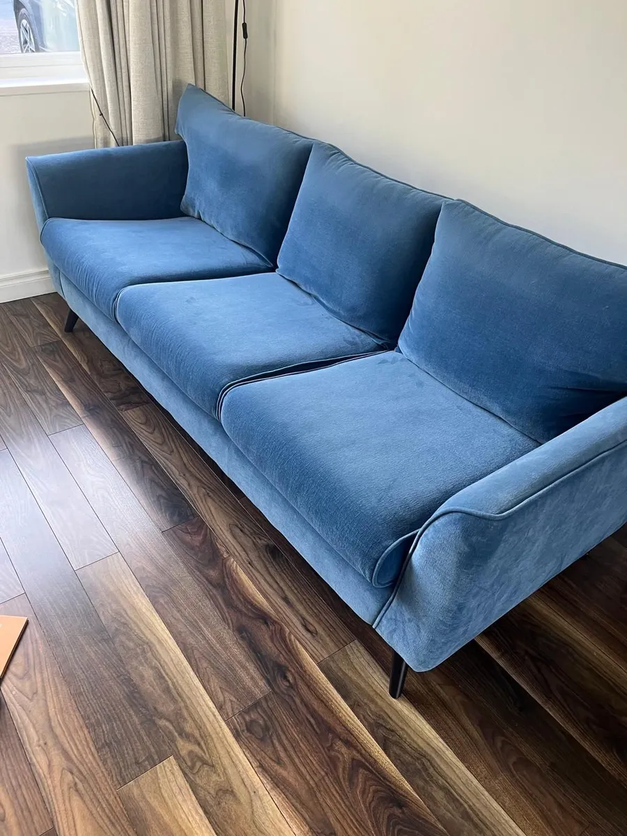 Blue 4 seater couch - Image 1