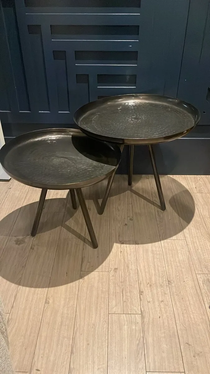 Set of tables - Image 1
