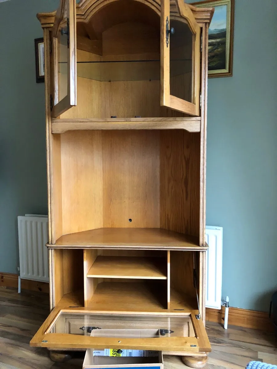 Oak Corner tv unit ..excellent cond - Image 2