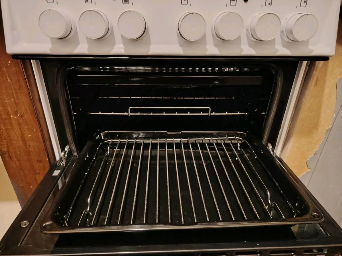 Cooker Oven/Grill NordMende Great Condition - Image 4