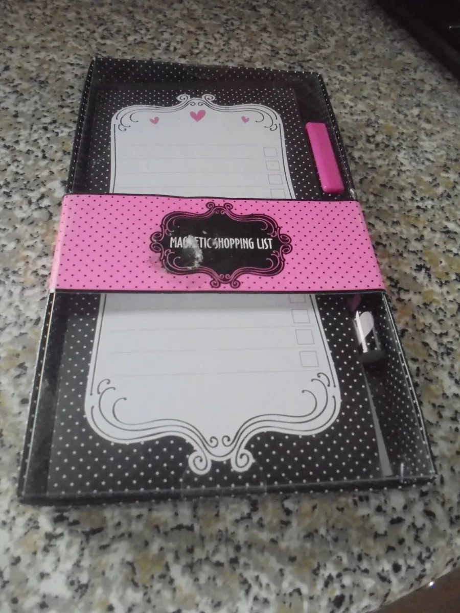 Magnetic Shopping List Set for Sale - Image 1