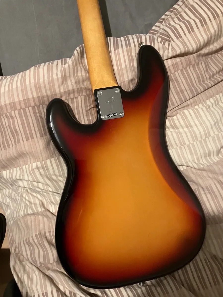 Fender Vintera III 60s P Bass - Image 4