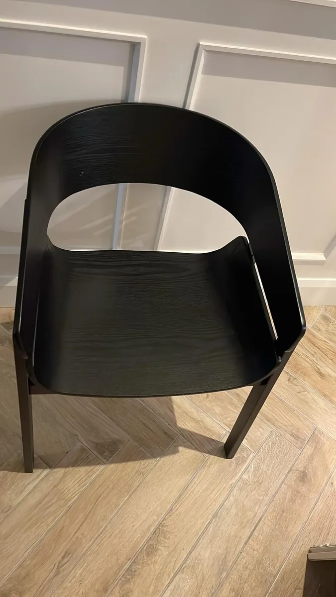 Statement chair - Image 2