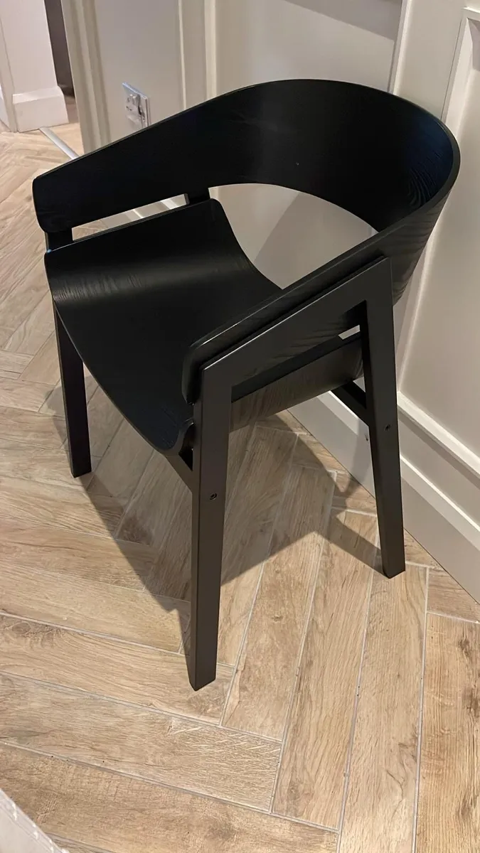 Statement chair - Image 3
