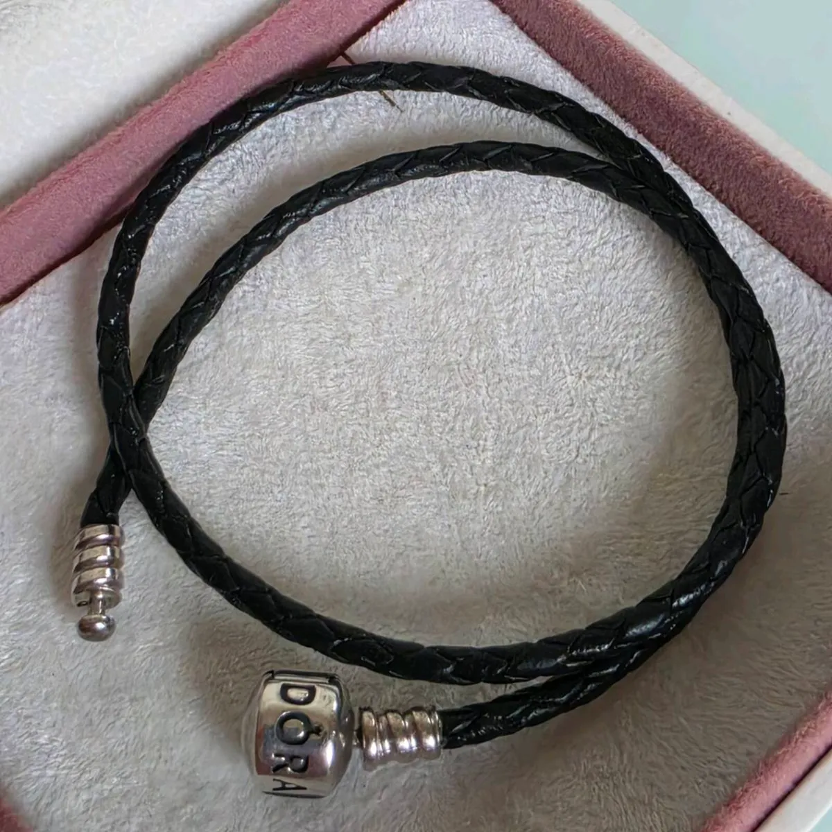 Pandora black leather wrap bracelet length 34cm - Image 3