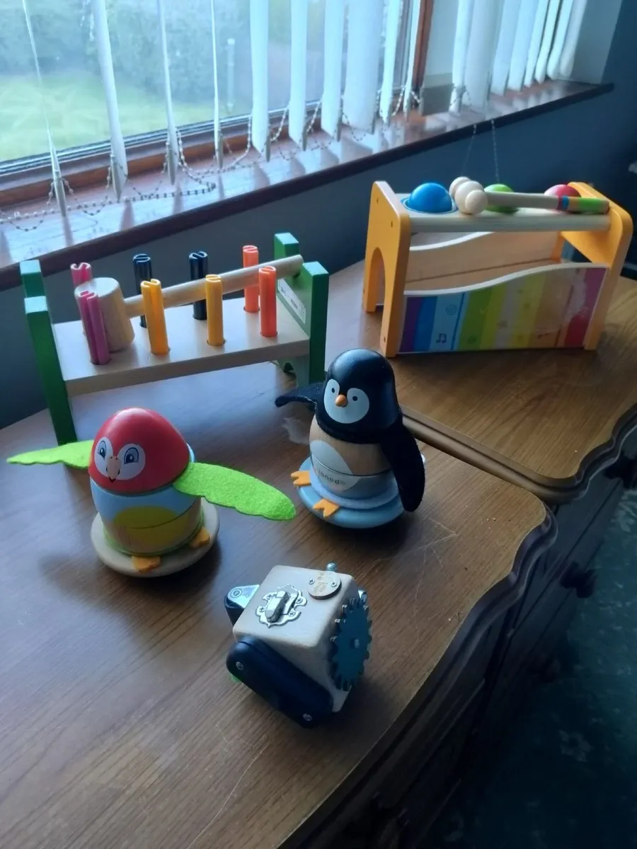Set of wooden toddler toys - Image 1