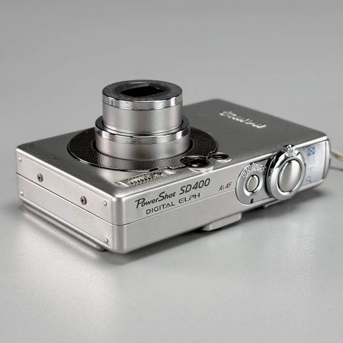 Canon Powershot SD400 5MP Digital Elph  Ultra Comp - Image 3