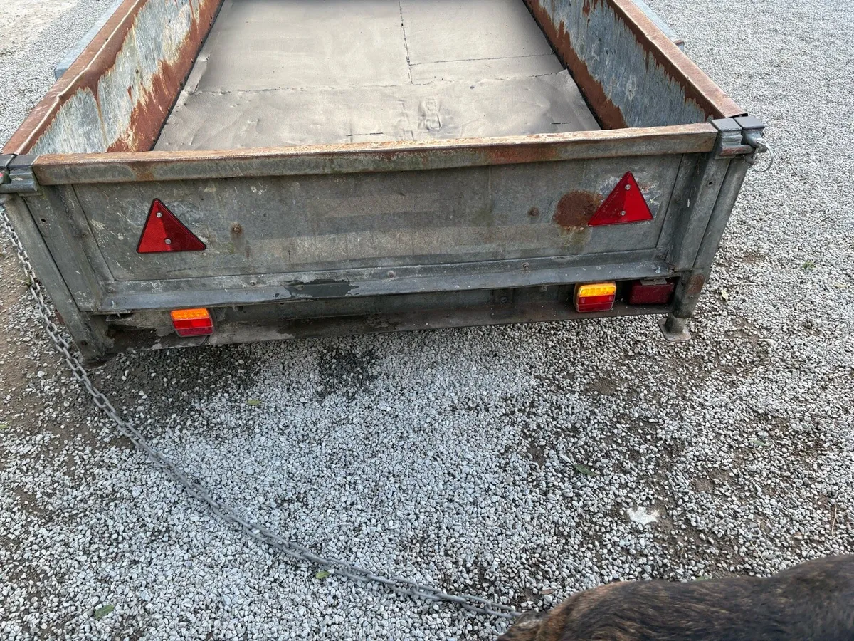 Trailer - Image 4