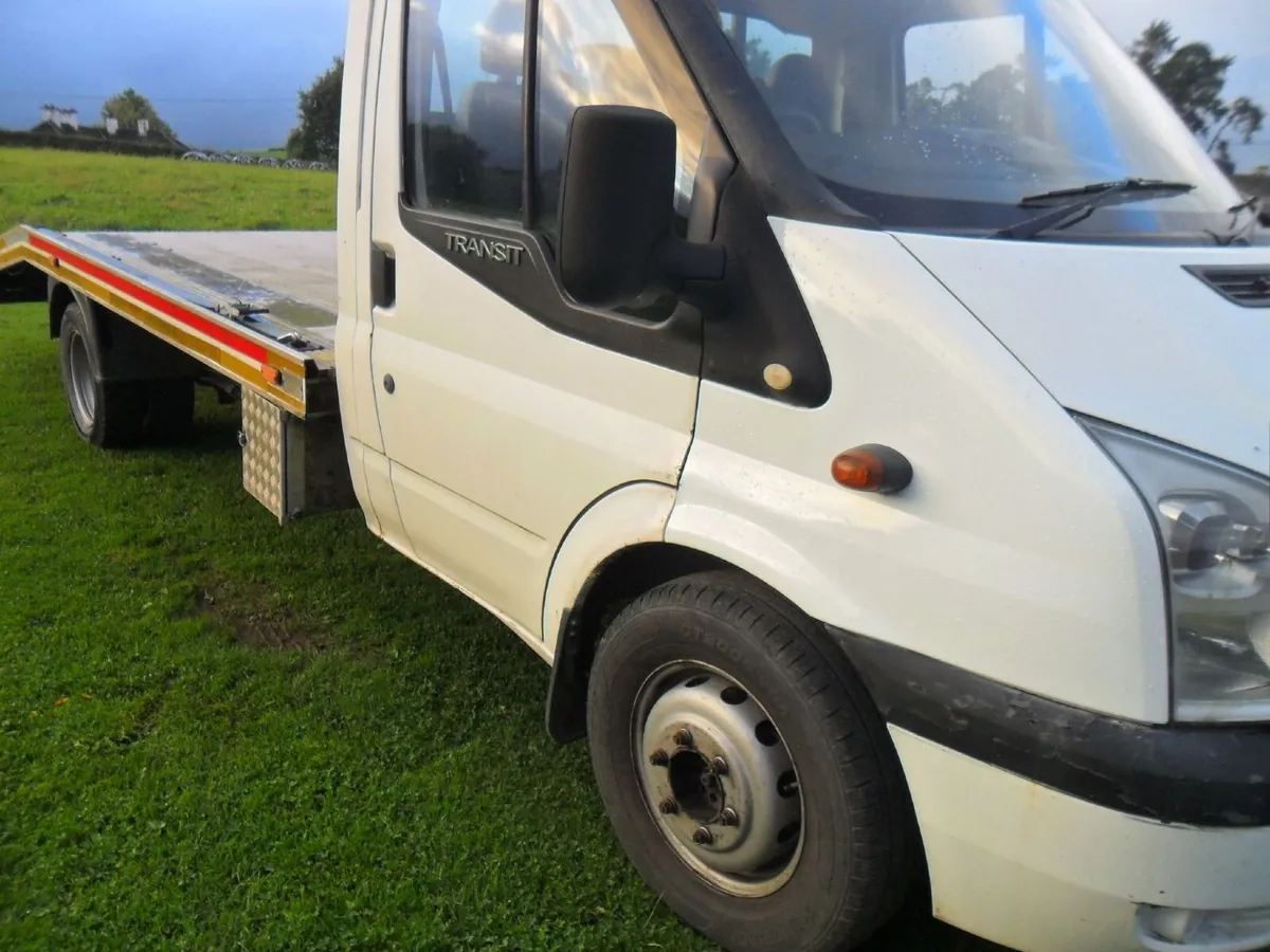 Ford Transit 2011 - Image 2
