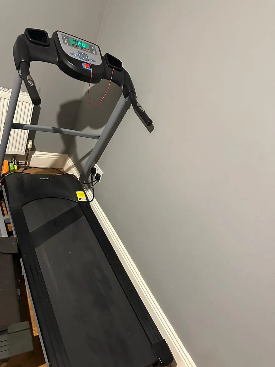 Treadmill - Image 1