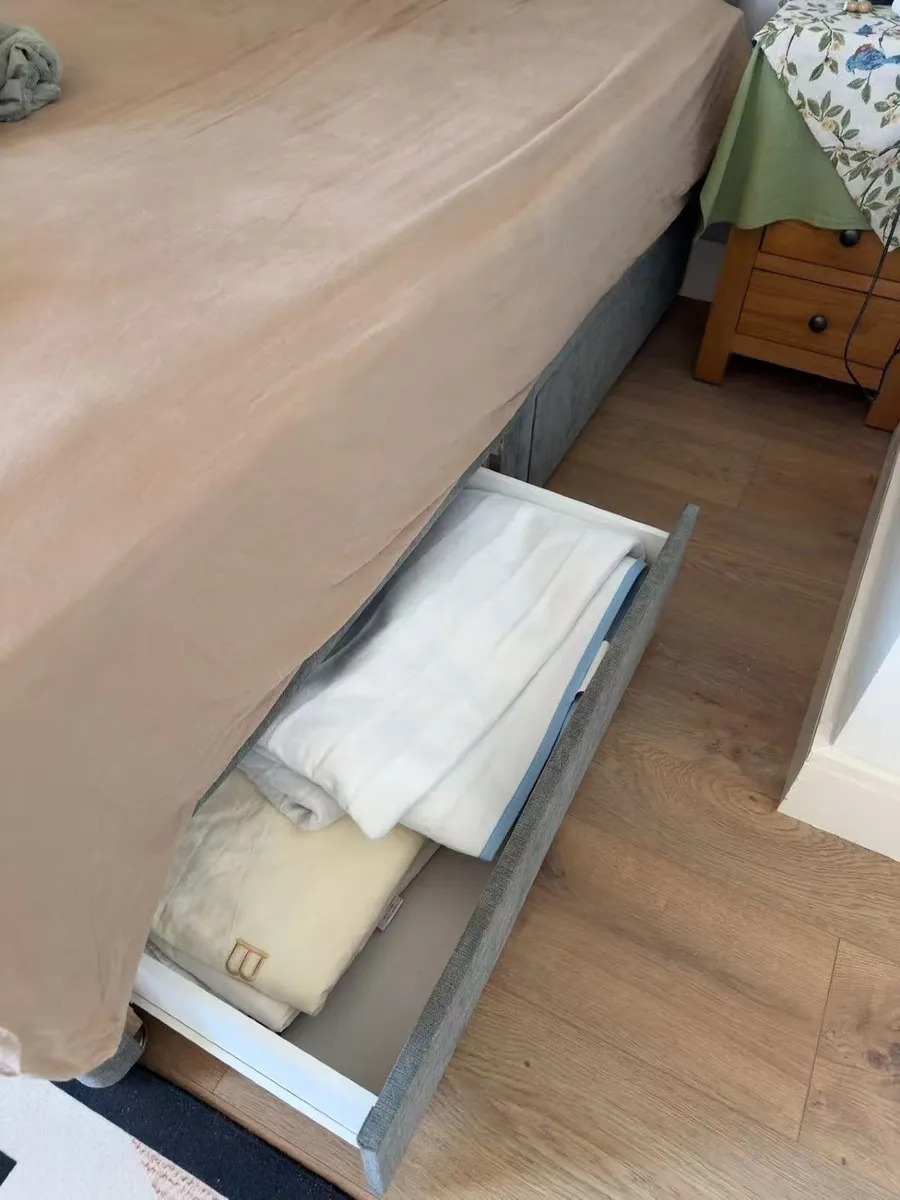 double bed - Image 2