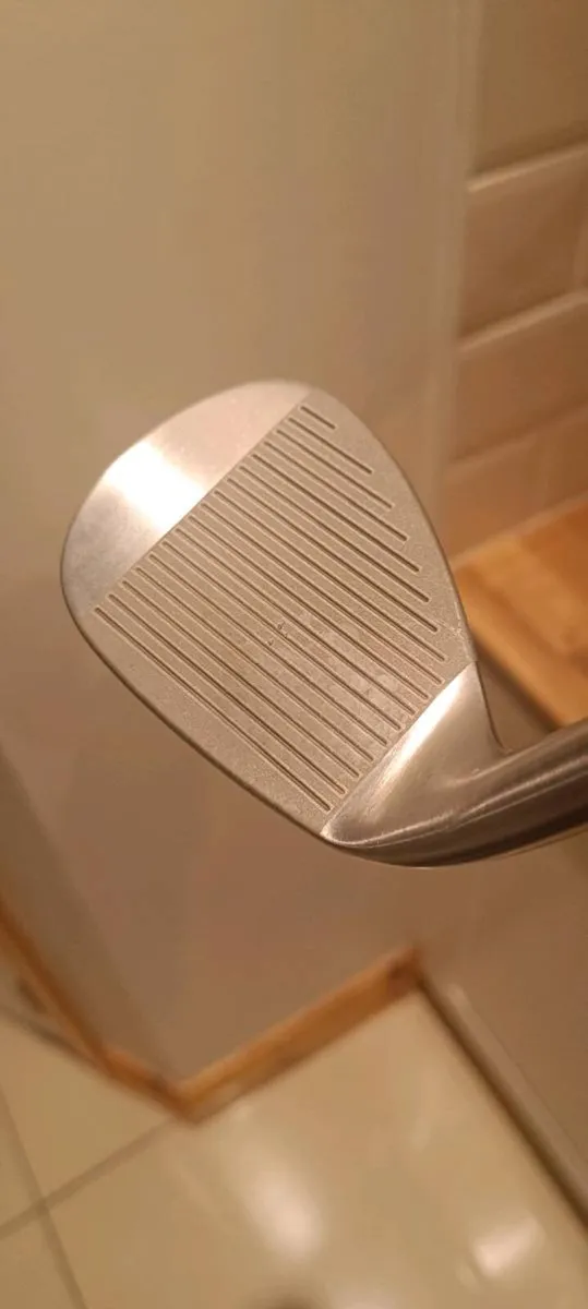 Cobra 50 degree wedge - Image 2