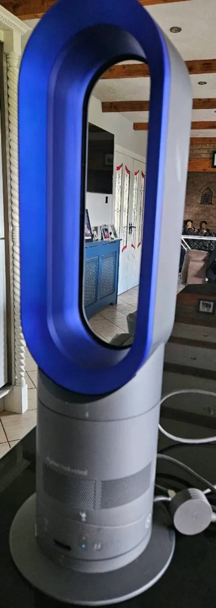 Dyson - Image 2