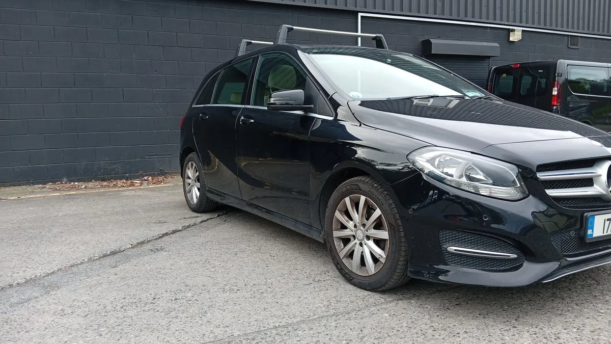 2017MERCEDES B CLASS AUTO DIESEL - Image 1