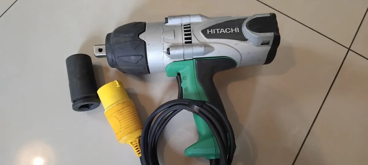 Hitachi WR 22SA Impact Wrench 110v - Image 1