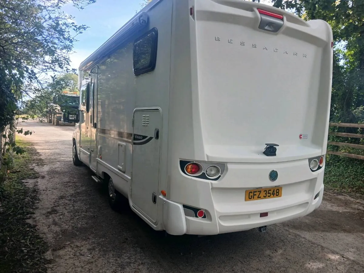 Camper van - Image 4