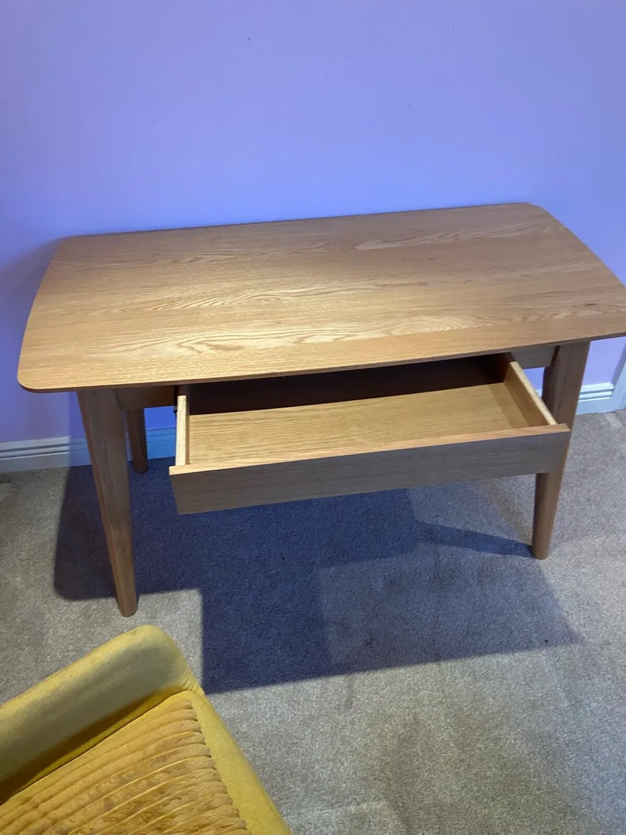 Desk - Image 1