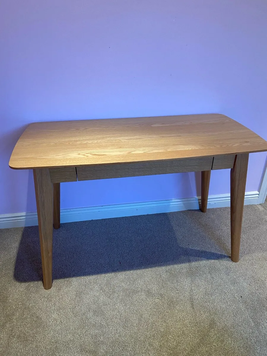 Desk - Image 2
