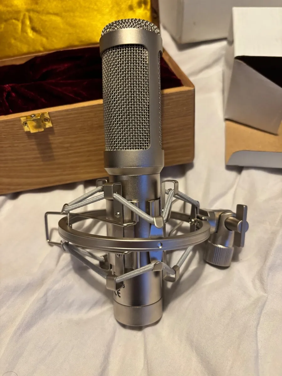 Peso R14 ribbon microphone - Image 1