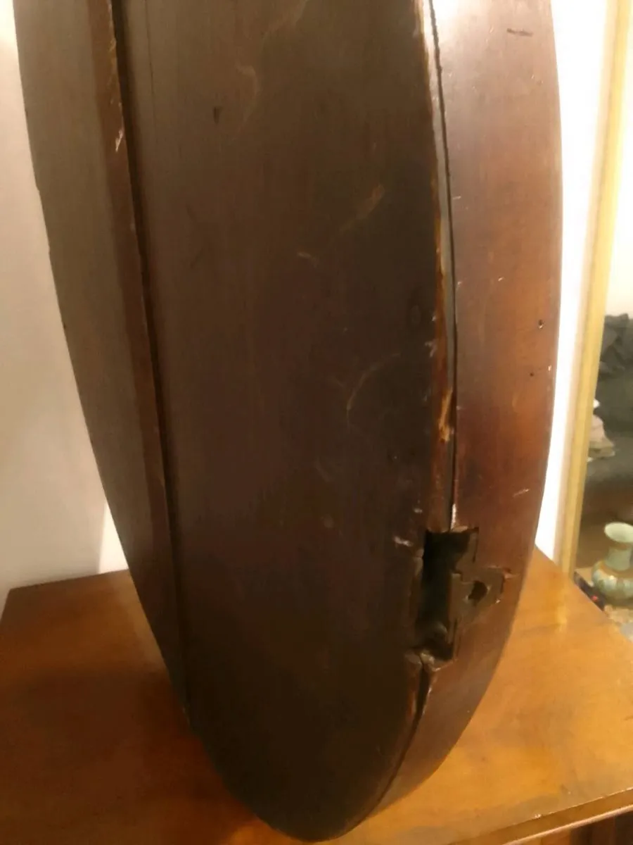 Victorian mahogany  ovan vanity mirror - Image 4