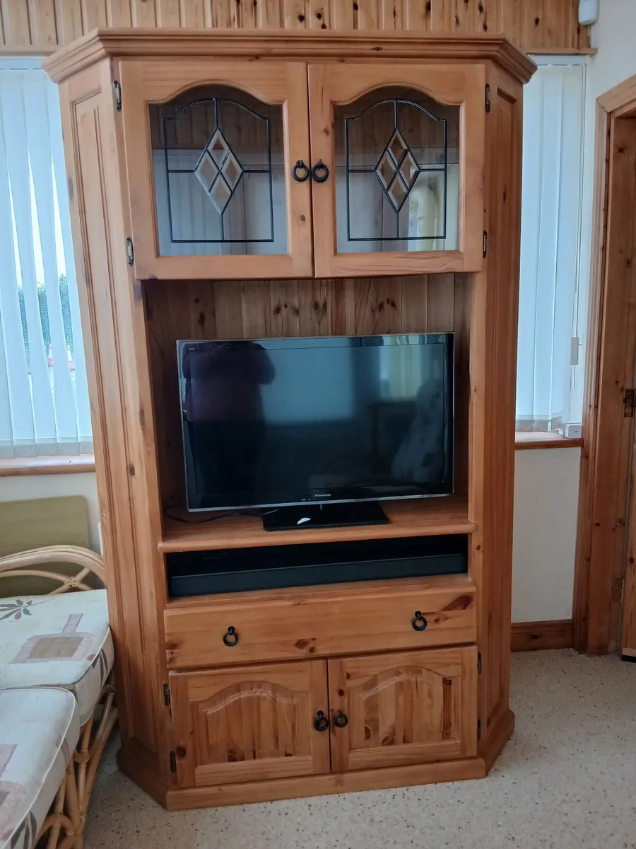 Pine tv cabinet