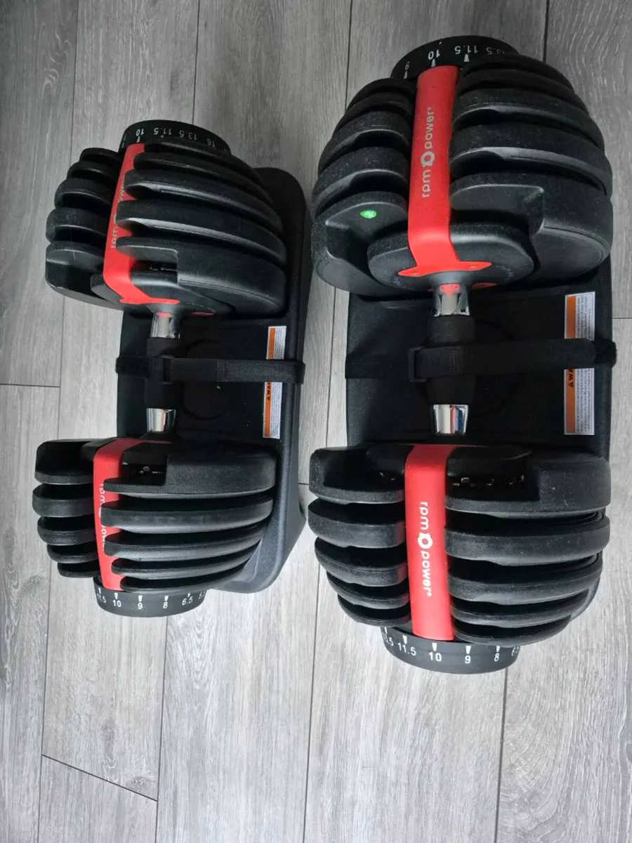 Adjustable dumbells - Image 1