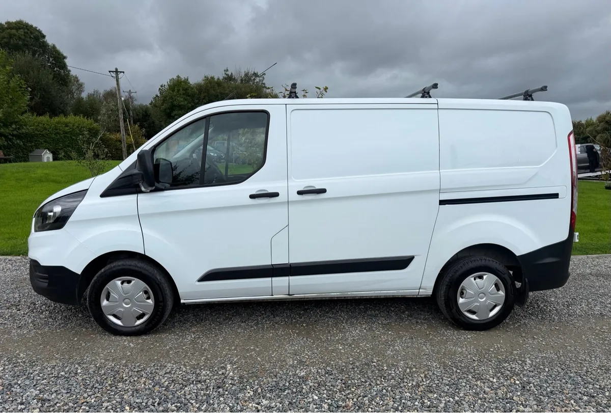 Ford Transit Custom Low Kms - Image 3