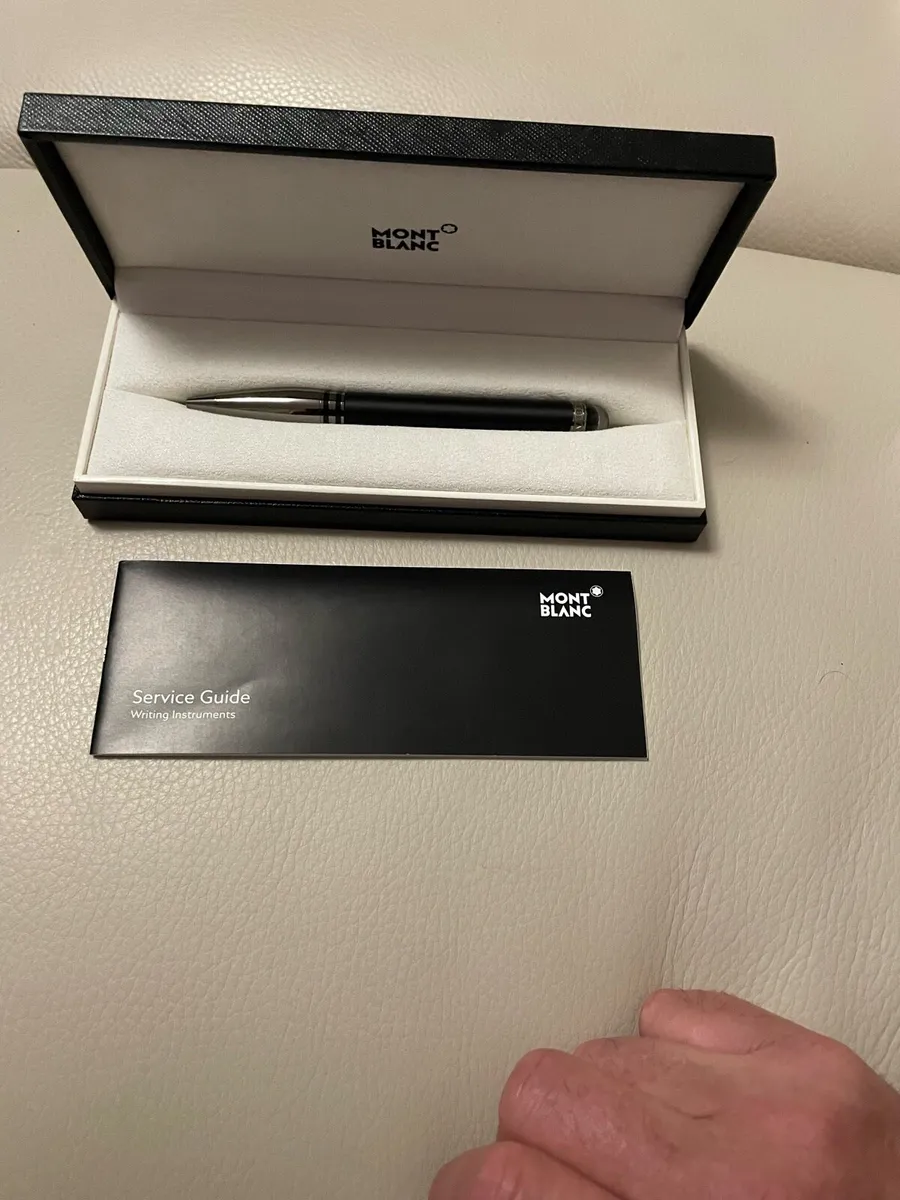 Montblanc Ballpoint Pen StarWalker Ultra Black Dou - Image 1