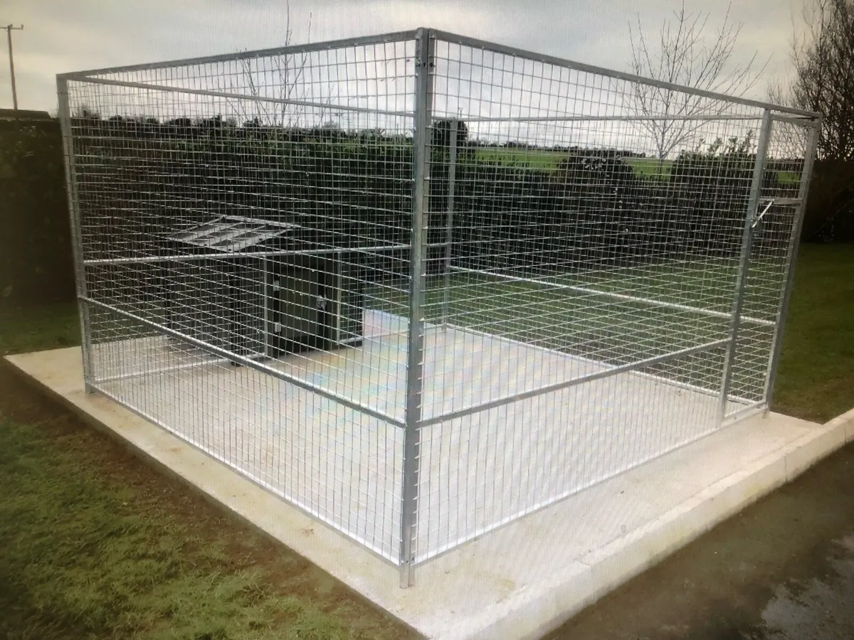 Mesh dog runs - Image 2