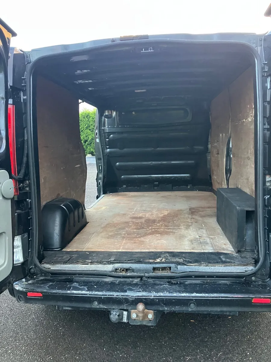 Renault Trafic 2013 - Image 3