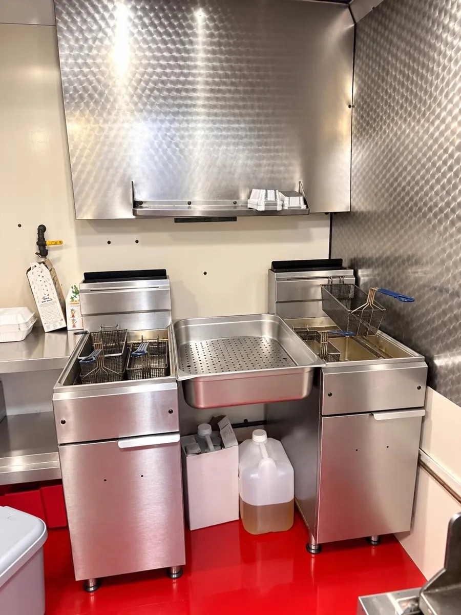 Food trailer - Image 2