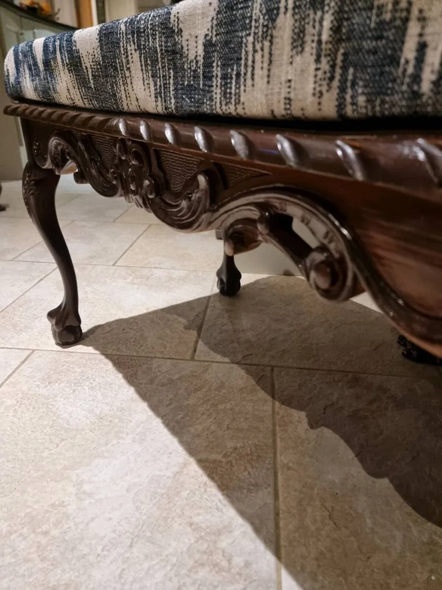 Stunning Carved Bench...€295 - Image 4